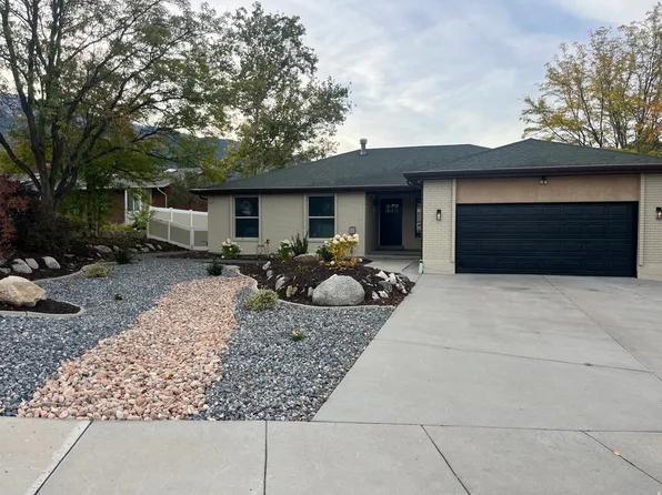 2050 E Gyrfalcon Dr, Sandy, UT 84092