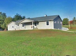 30576 Lynsey Ln, Sturgis, MI 49091