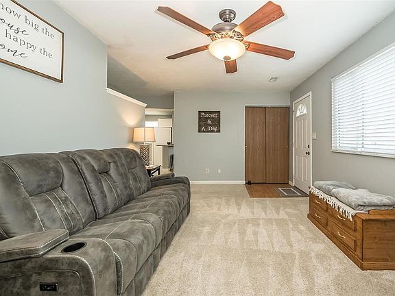 5th image of 420 8th St