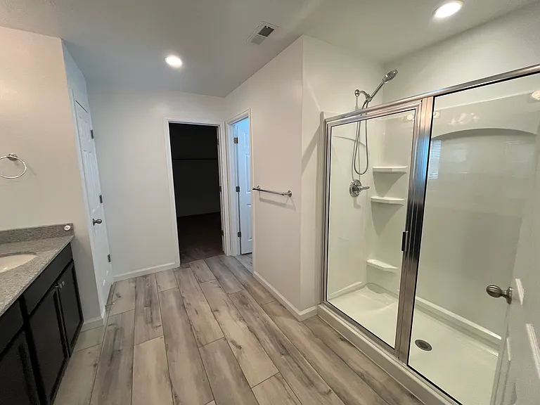 2042 N Elderberry Dr — Photo 5