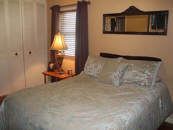 2nd image of 2920 Lewis Ln