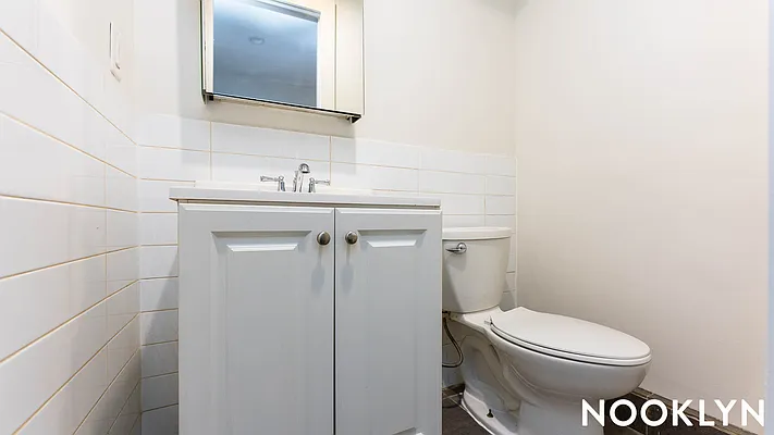 Rented by Nooklyn NYC LLC | media 10