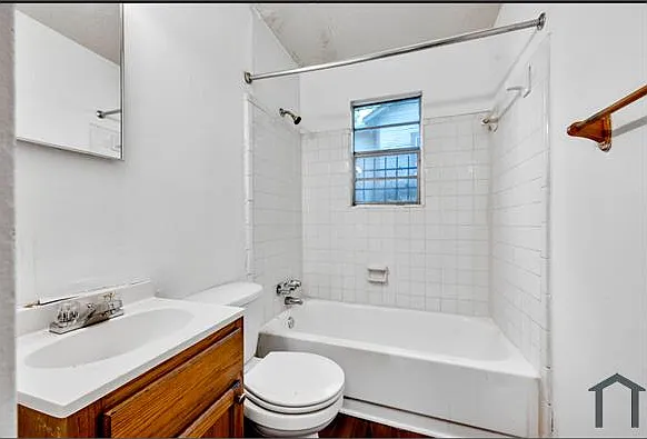 313 Beta St S #325D — Photo 13