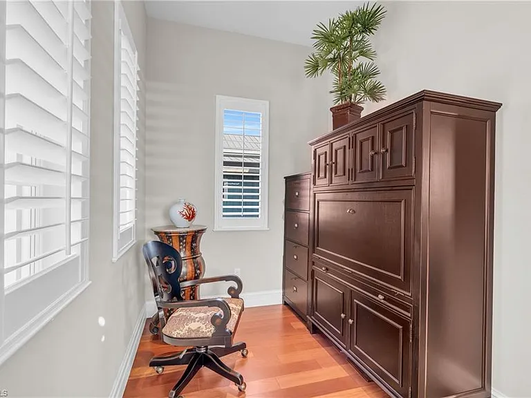 27725 Forester Dr — Photo 19
