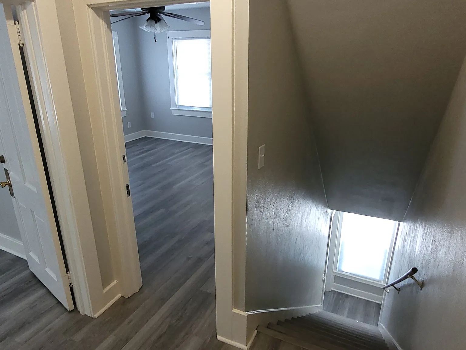 3 bed, 1000 sqft, $1,600 — Photo 3
