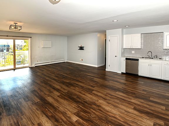 3rd image of 4039 Saratoga Ave APT C214