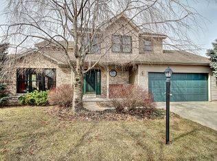 2603 Cove Creek Pl, Champaign, IL 61822