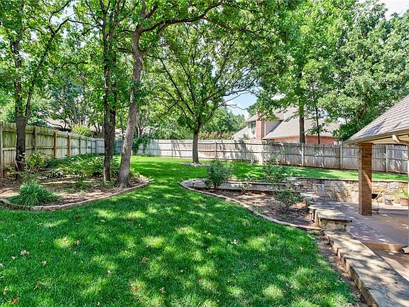 4th image of 2713 Berrywood Dr