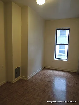 Rented by Bohemia Realty Group | media 31