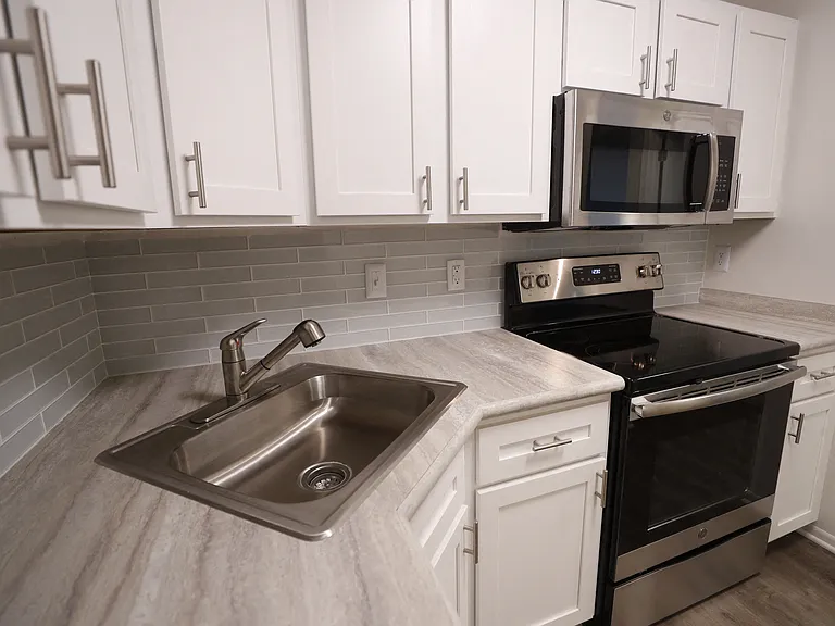 Olympic Ridge Apartments — Photo 13