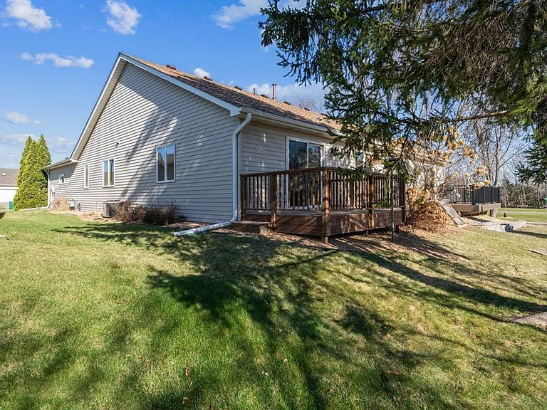 1913 Eastridge Ct — Photo 14