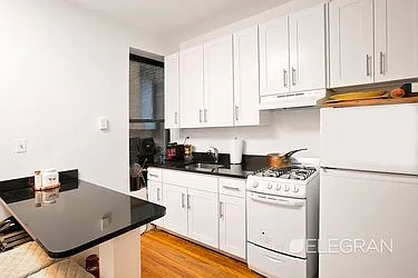 Rented by (Legacy) Elegran