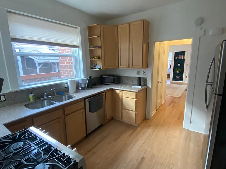 1610 E 14th Ave #1 — Photo 12