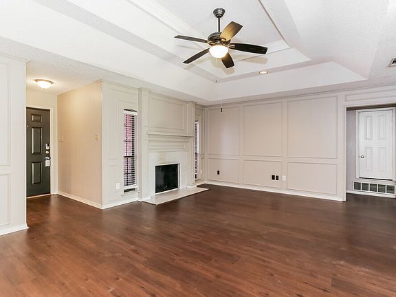 3rd image of 7933 Clear Brook Cir