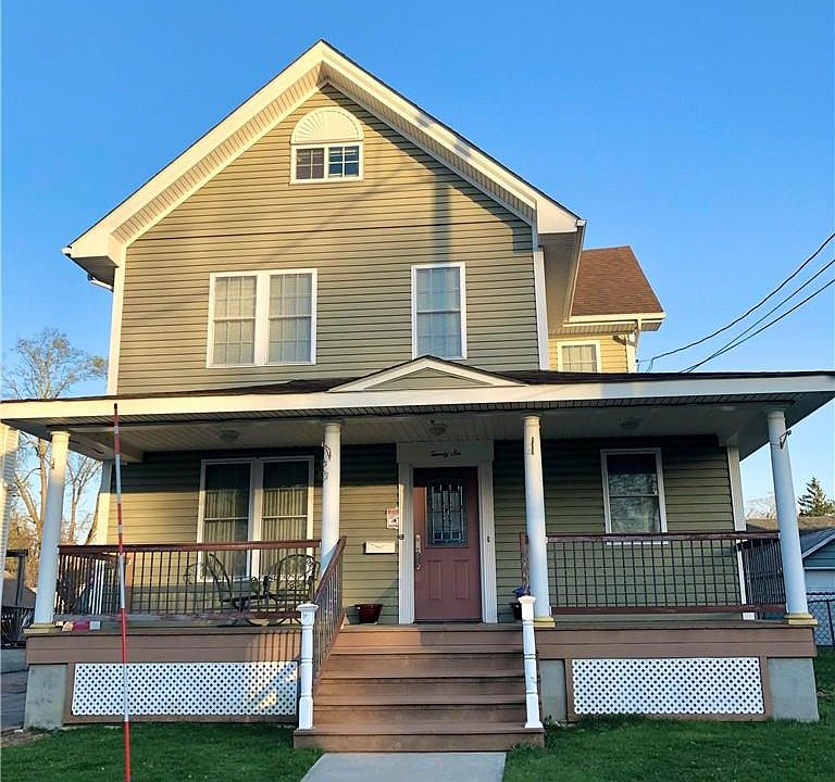 1st image of 26 Crescent Place