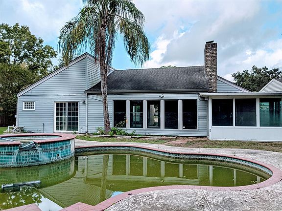5th image of 15803 Red Willow Dr