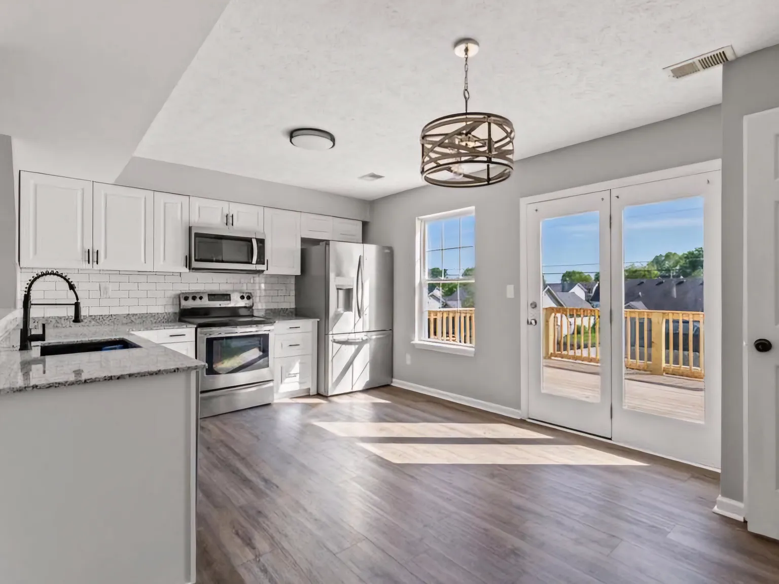 439 Colby Ridge Blvd — Photo 1