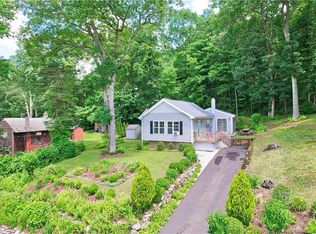 105 Lake Plymouth Blvd, Plymouth, CT 06782