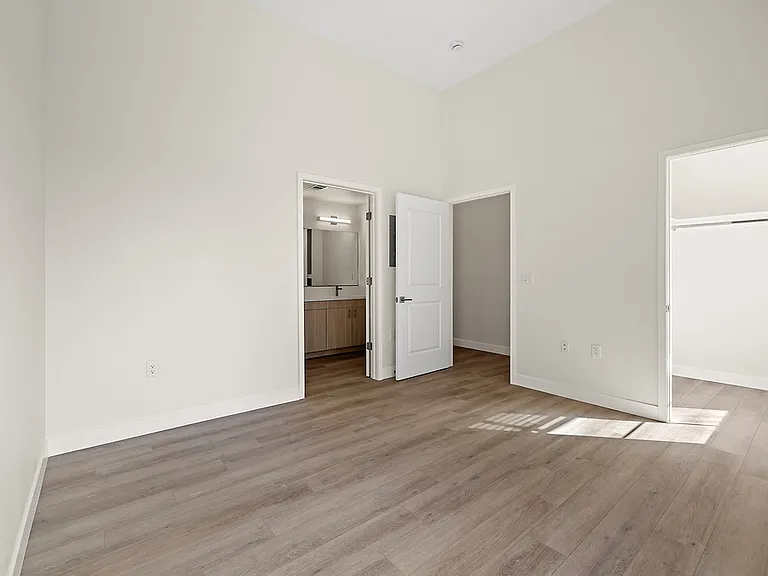 Renaissance at Uptown Orange — Photo 26
