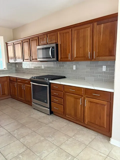 3 bed, 1777 sqft, $2,900 — Photo 4