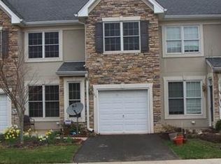 15 Daffodil Way, Old Bridge, NJ 08857