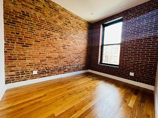 Rented by null | media 31