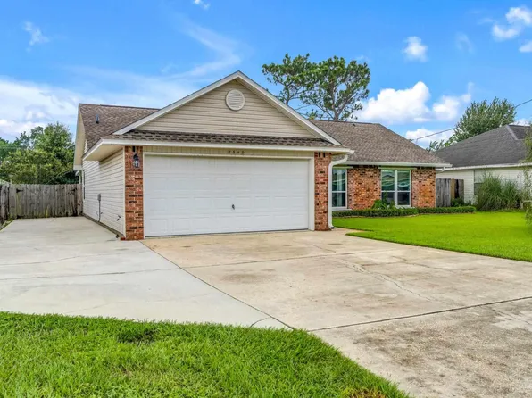 8549 Corbin Ct, Navarre, FL 32566