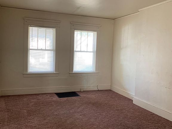 2nd image of 47 S 17th St