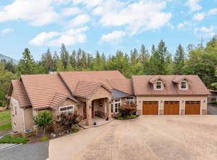 1389 Falcon Crest Ln, Merlin, OR 97532