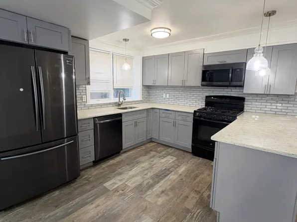 (undisclosed Address), Yonkers, NY 10704