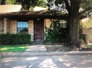 2404 Pecan Ridge Dr #B, Bryan, TX 77802