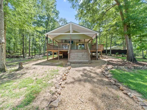 532 Rockville Springs Dr, Eatonton, GA 31024