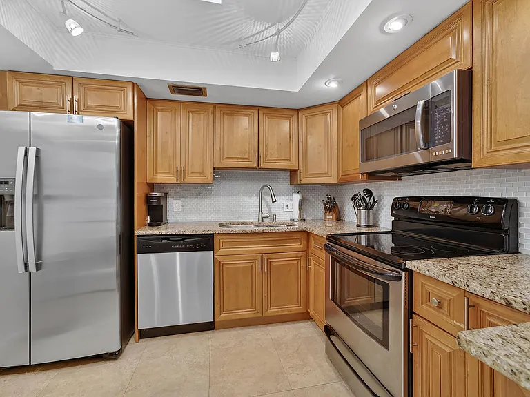 3610 S Ocean Blvd #610 — Photo 15