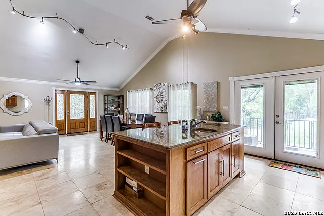 9106 Saddle Trl — Photo 10