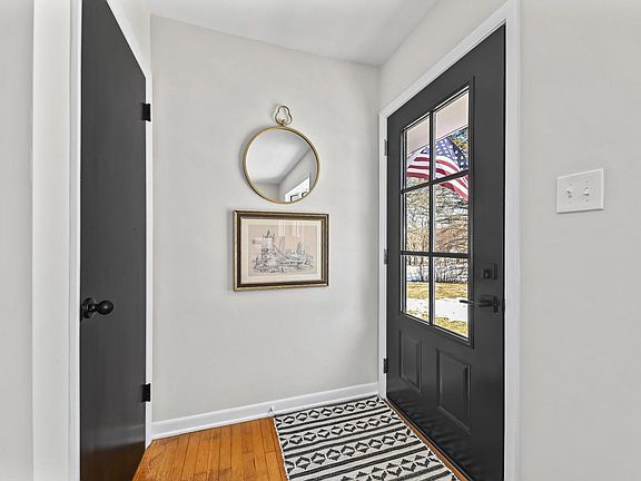 2nd image of 11737 North Ridgeway AVENUE