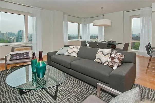 Rented by Sieber International | media 33