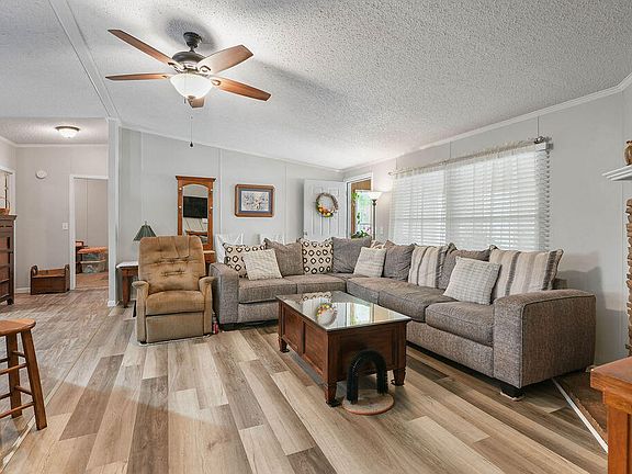 5th image of 344 Pine Needles Dr