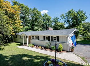9 Old Hickory Ln, Branford, CT 06405