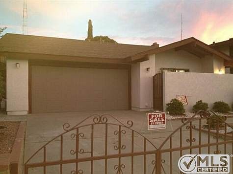 3rd image of 5861 Chaumont Dr