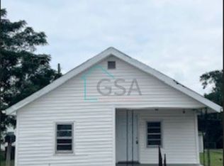 222 Earl St, Greer, SC 29651