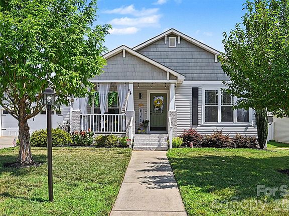 2nd image of 124 Tarrington Dr