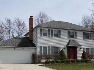 18315 Fern Canyon Dr, Strongsville, OH 44136