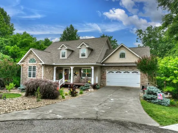 113 Dundee Dr, Blairsville, GA 30512