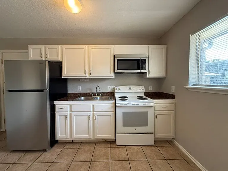 516 Gentleman Road — Photo 21