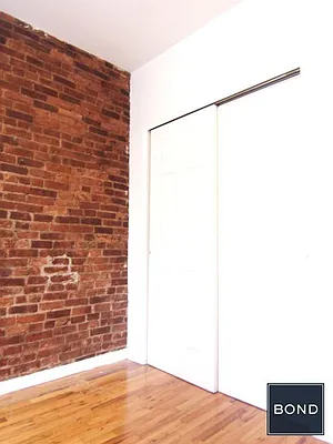 Rented by Bond New York | media 13