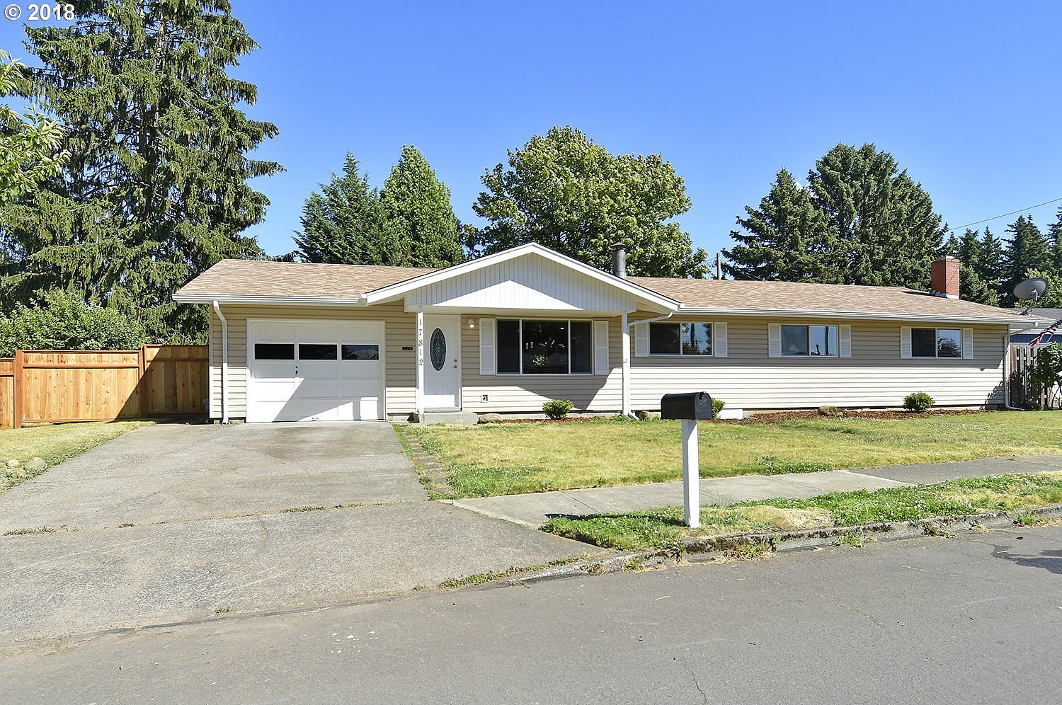 17812 NE Multnomah Dr, Portland, OR 97230 | Zillow