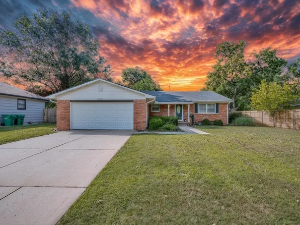 9221 W Suncrest St, Wichita, KS 67212