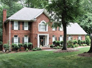 112 Dartmoor Dr, Greer, SC 29650