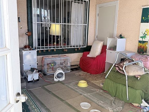 2nd image of 417 Lorenzi St