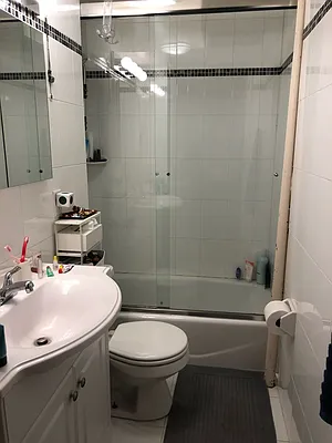 Rented by Frank Valvo Real Estate | media 39